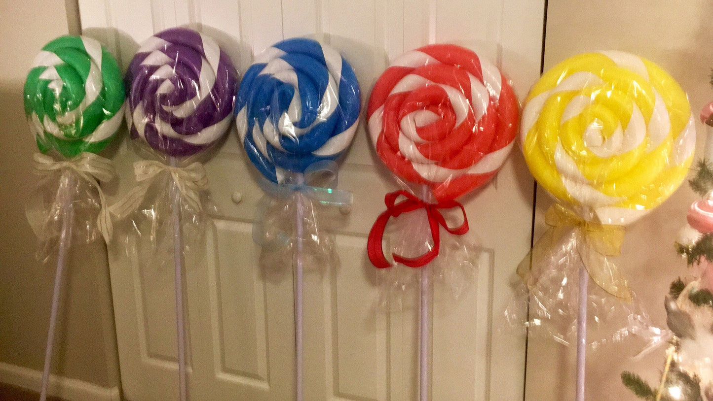 Set of 2 Giant Lollipops (Multicolored and White)