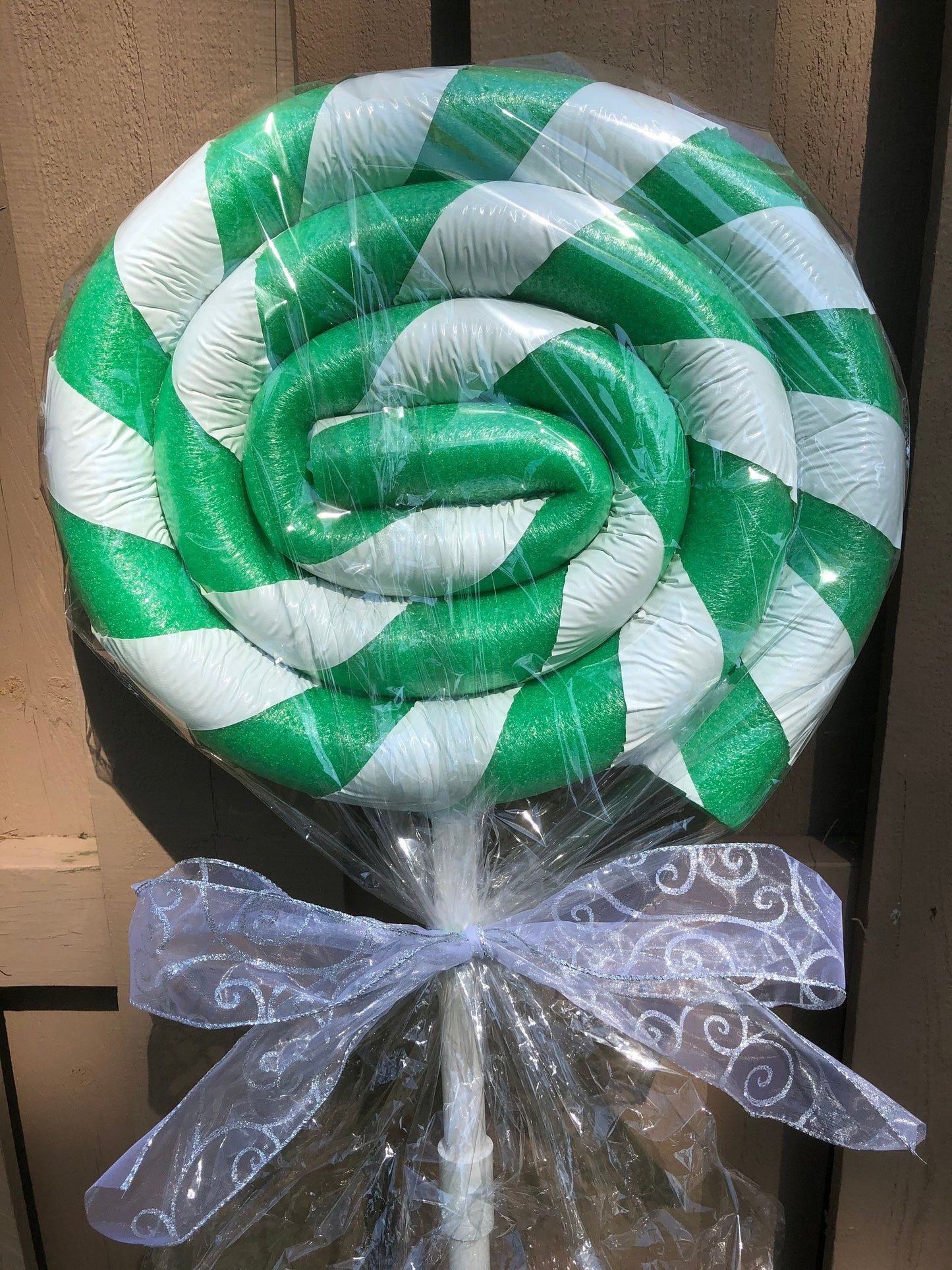 Set of 4 Giant Lollipops (Multicored/White Striping)